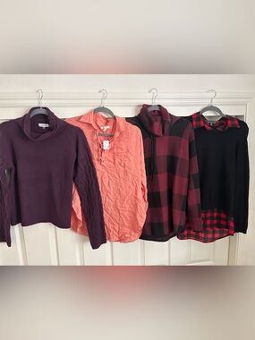Women’s long sleeve/sweater bundle
